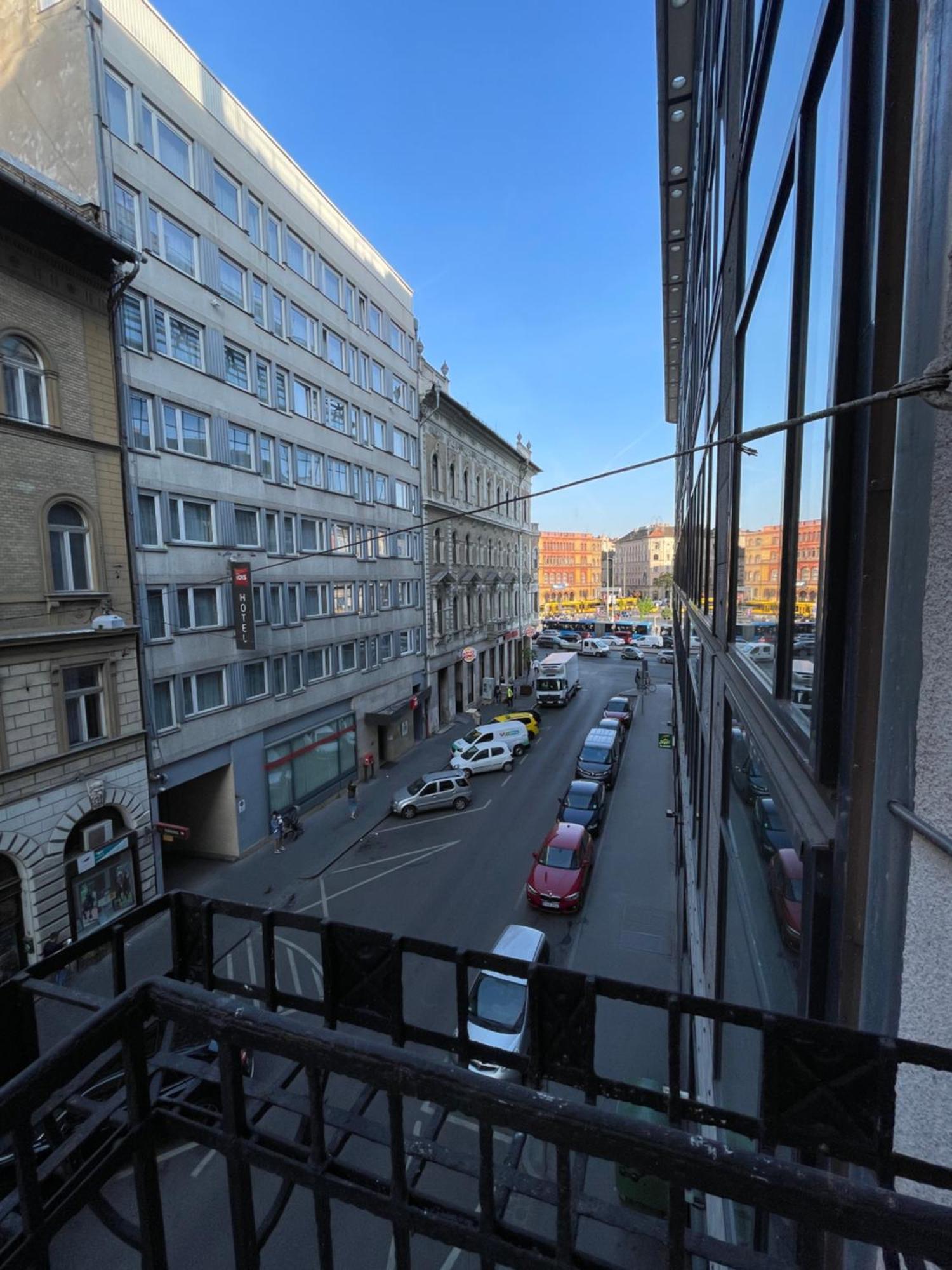 Daisy Apartments In The Inner City Budapest Extérieur photo